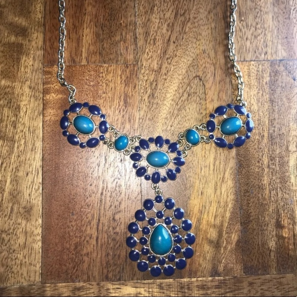 Necklace - Picture 2 of 3